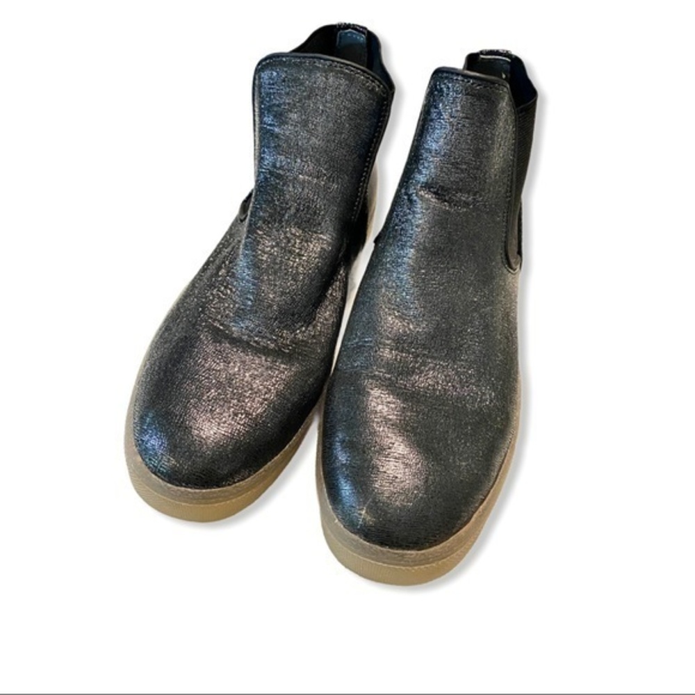 Sam Edelman black metallic bootie with cre…